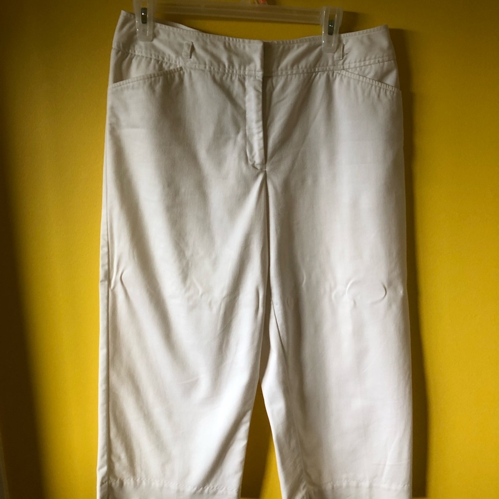 Women's White below knee pants